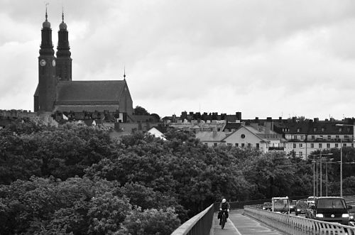 Die
Westbrücke